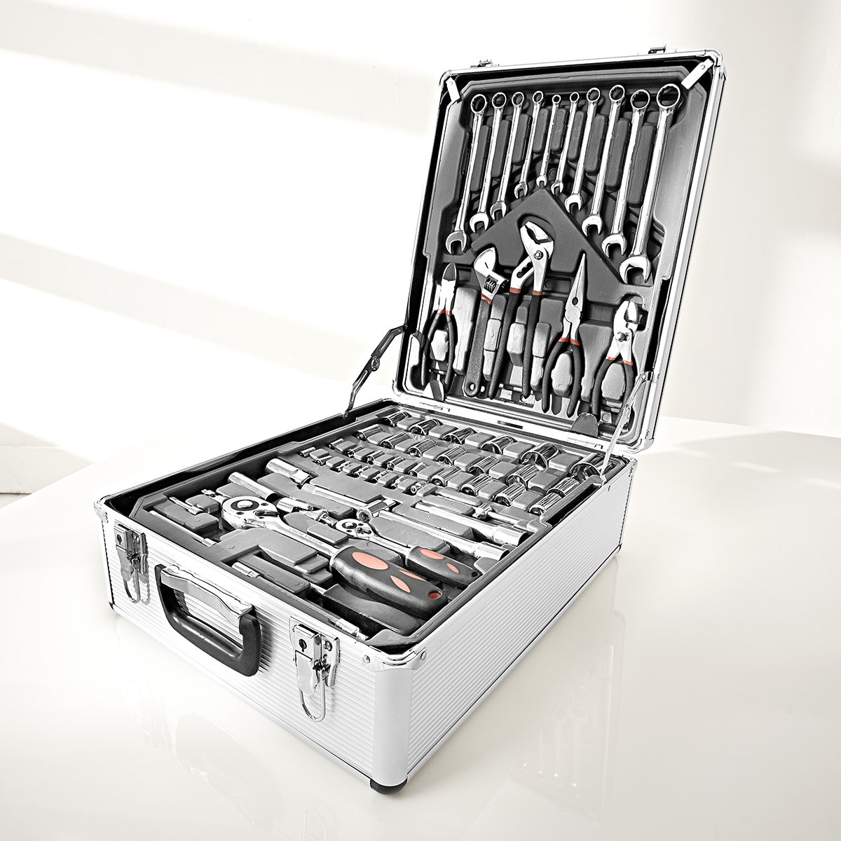 186-Piece Vanadium Tool Set
