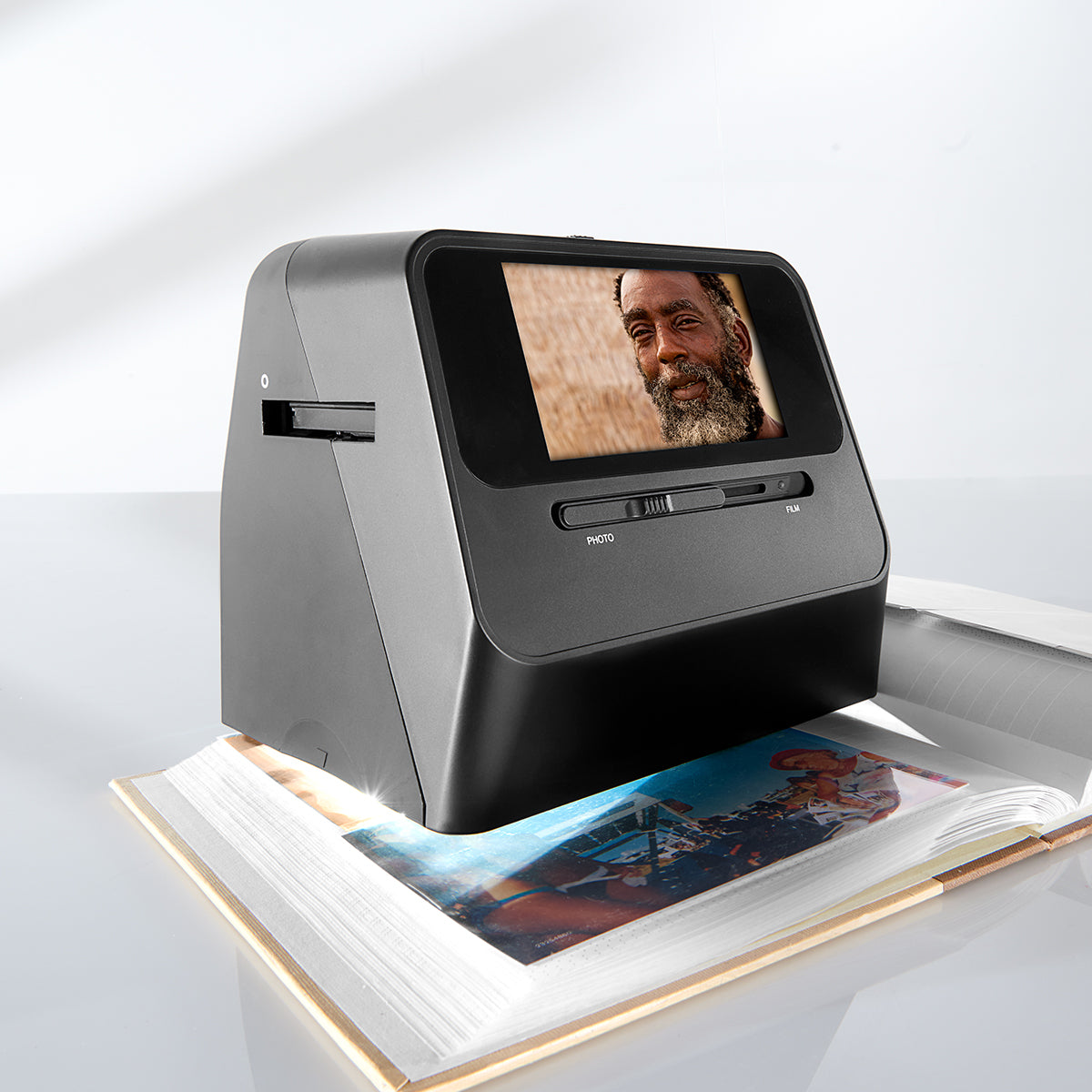 Rapid Photo Album Scanner