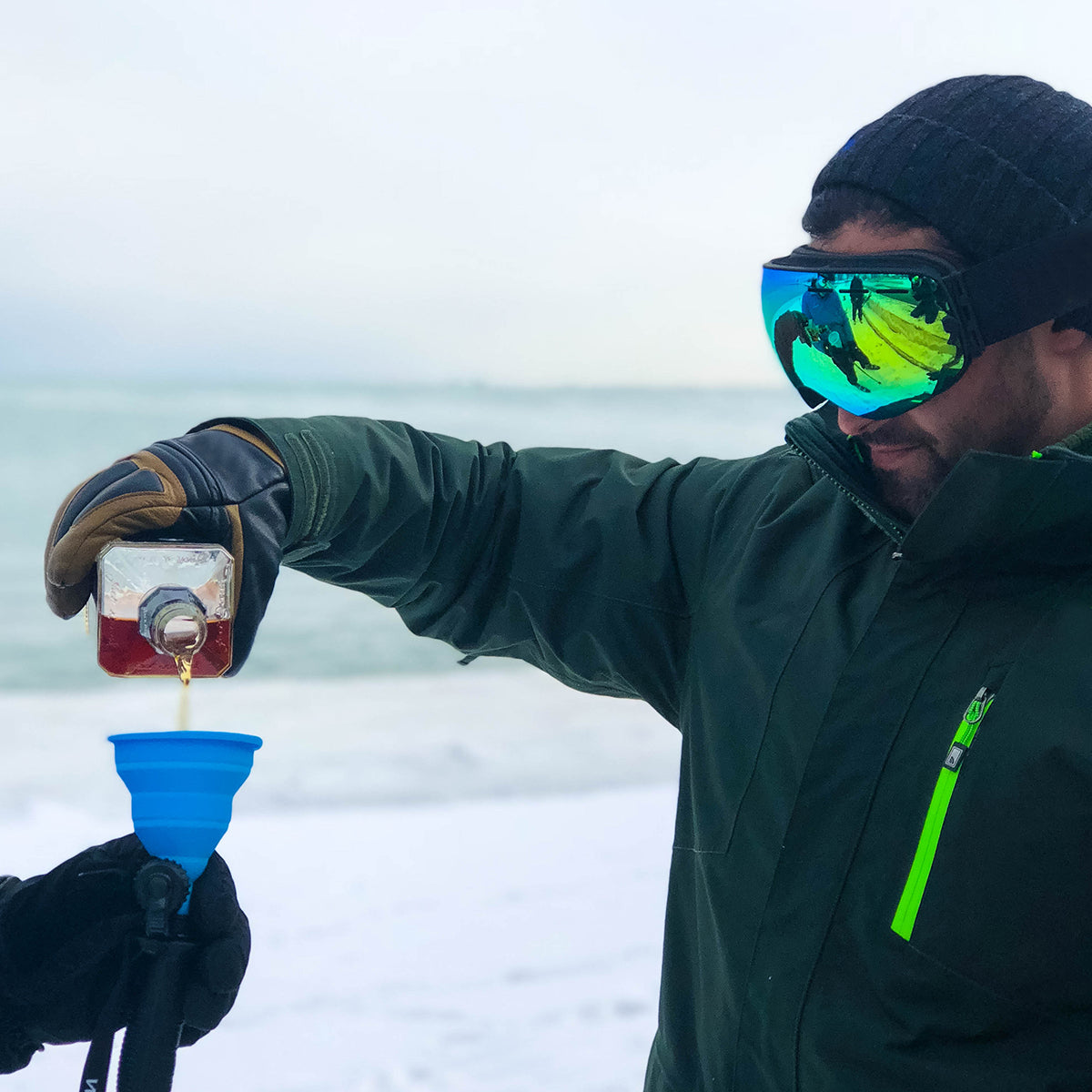 Skiing and Hiking Beverage Dispensers (Set of 2)