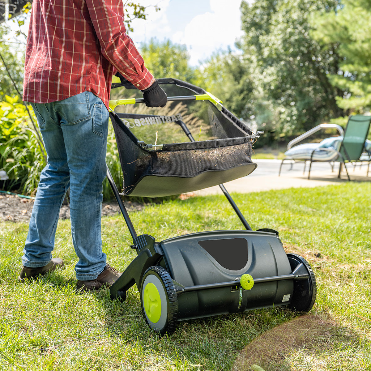 21'' Manual Lawn Sweeper