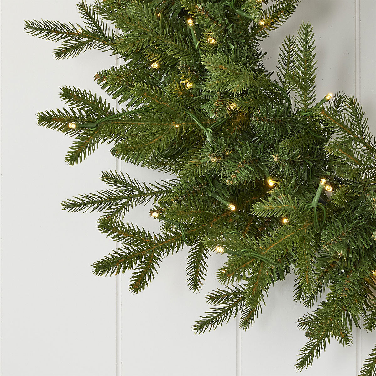 24'' Pine Christmas Wreath