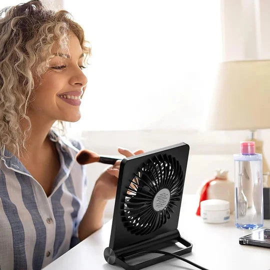 Small Desk Fan, Ultra Quiet USB Fan with 3 Speed Levels and 220° Pivoting Head