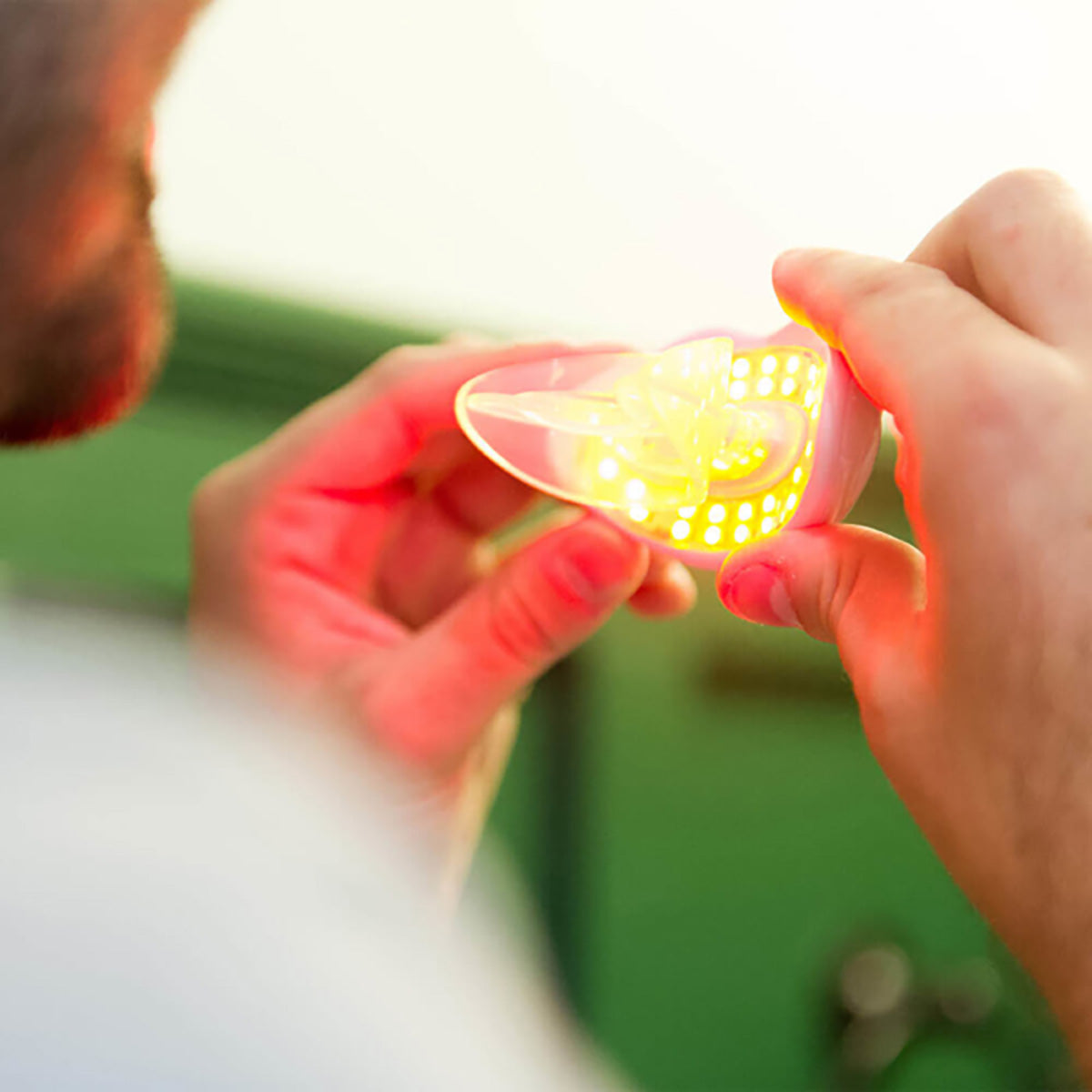 World's First At-Home Professional LED Lip Therapy Device