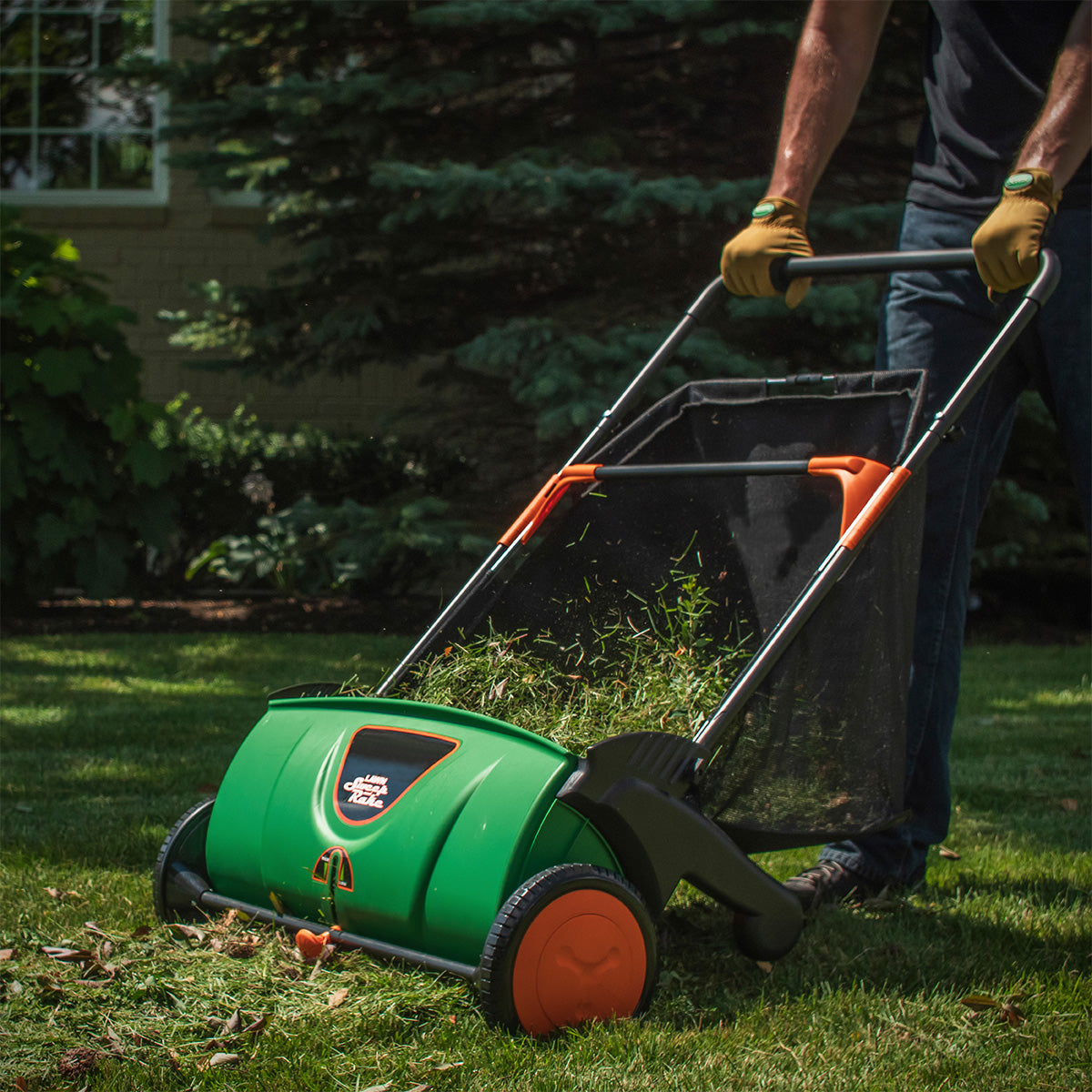 26'' Push Lawn Sweeper