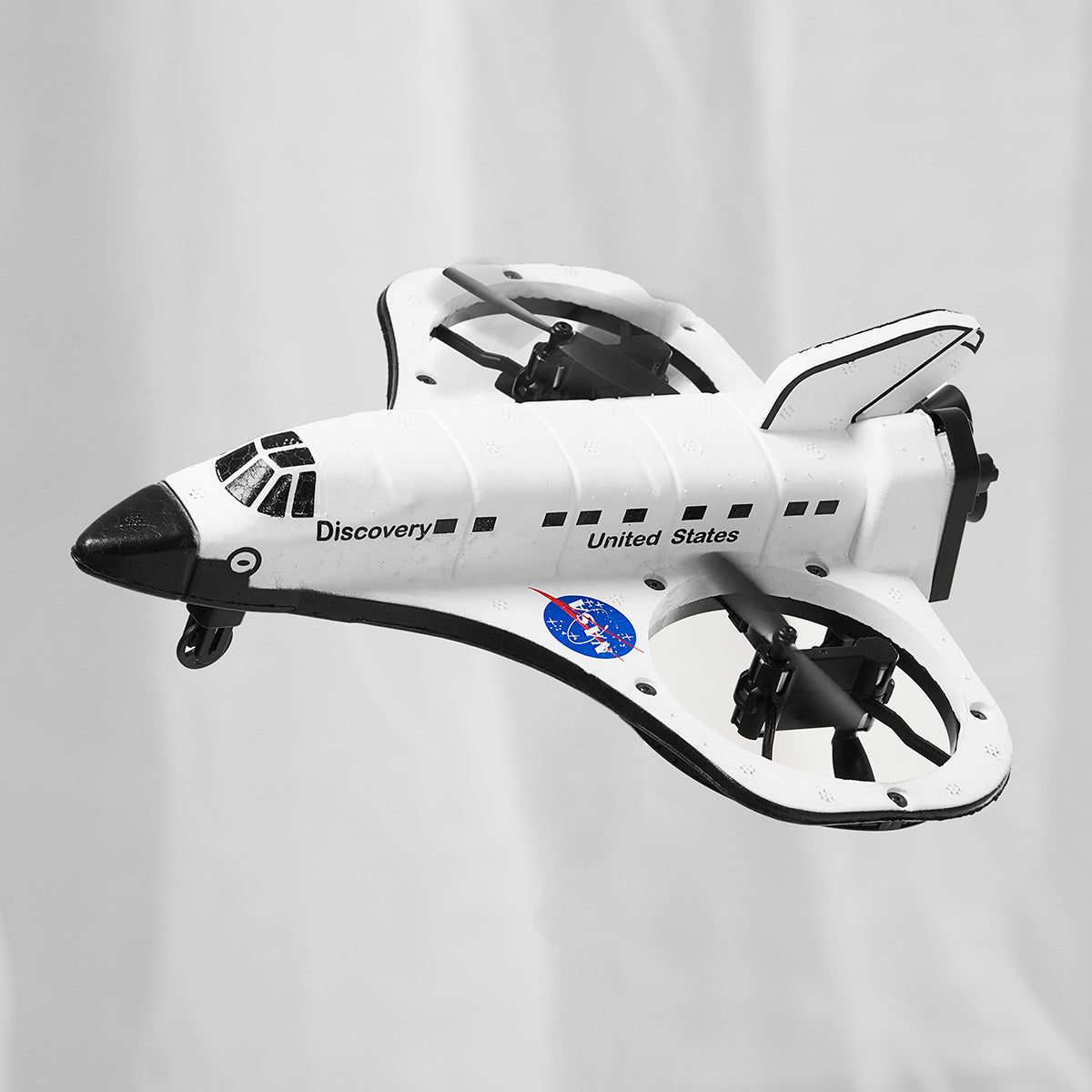 Smithsonian RC Space Shuttle Discovery Drone
