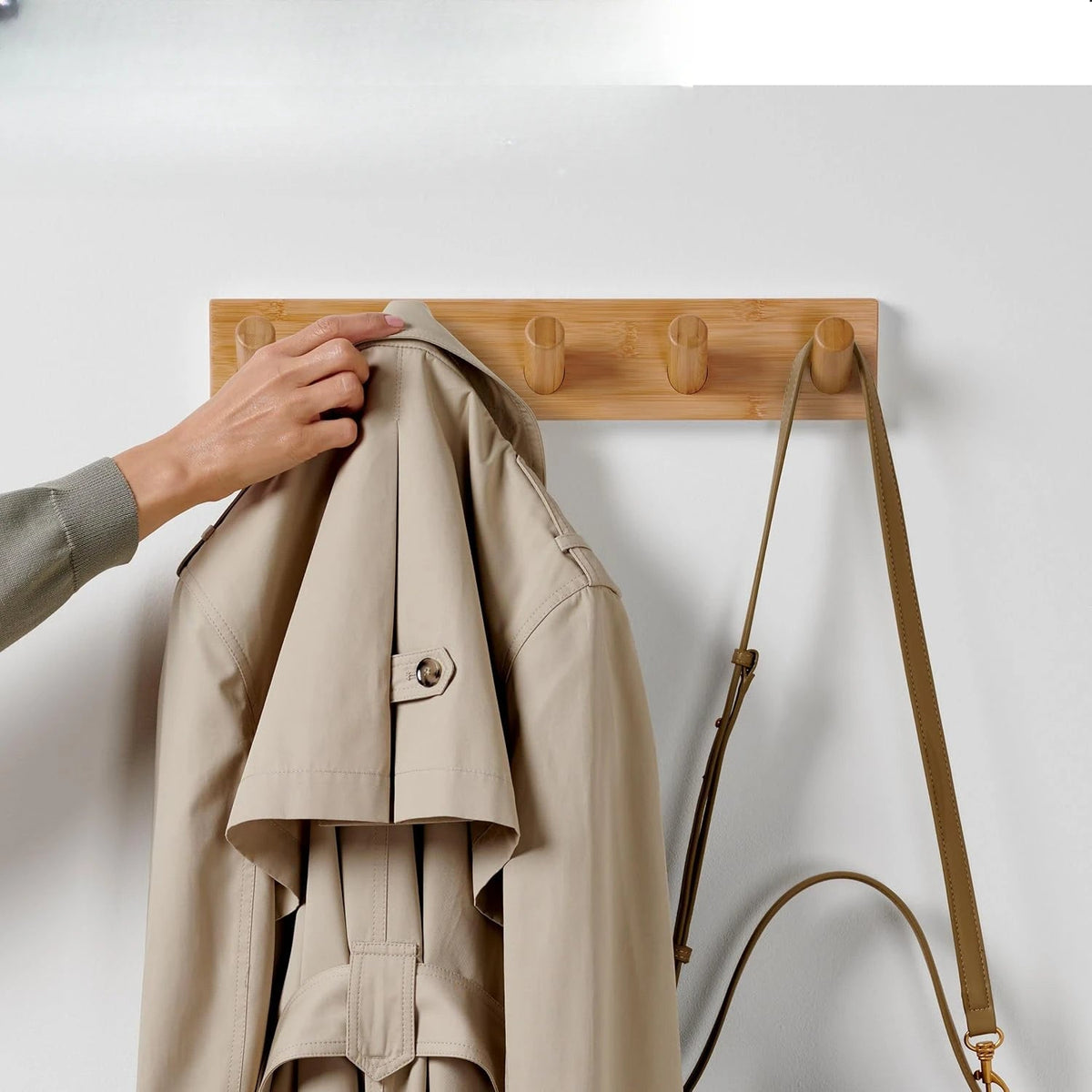 Wooden Wall-Mounted Coat Hook Rack with 5 Hooks