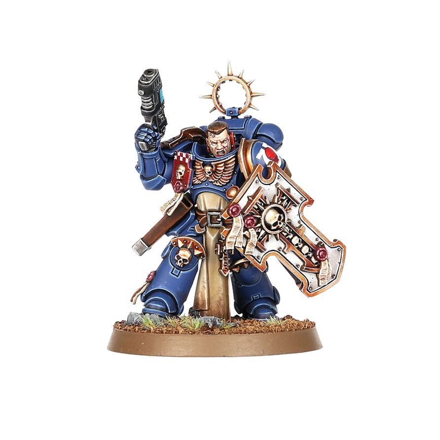 Warhammer 40,000 Space Marines Bladeguard Veteran Squad – 3 Plastic Miniatures with Power Swords & Storm Shields, Customizable Warhammer 40K Model Kit for Collectors & Tabletop Gaming